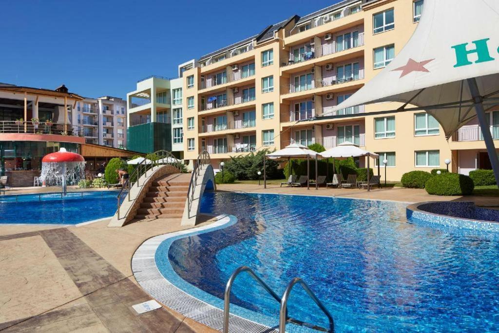 Pollo Resort, Summer Wind Apartaments ซันนีบีช ภายนอก รูปภาพ