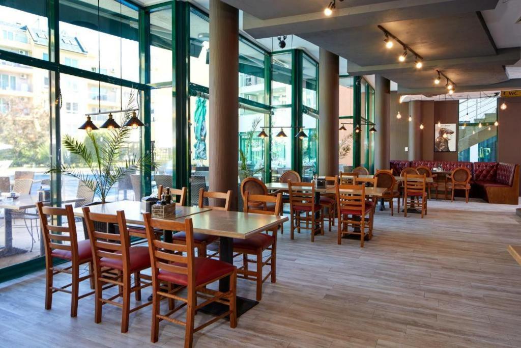 Pollo Resort, Summer Wind Apartaments ซันนีบีช ภายนอก รูปภาพ