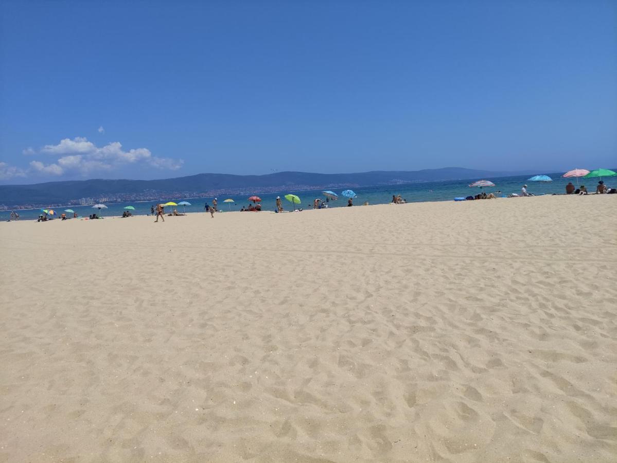 Pollo Resort, Summer Wind Apartaments ซันนีบีช ภายนอก รูปภาพ