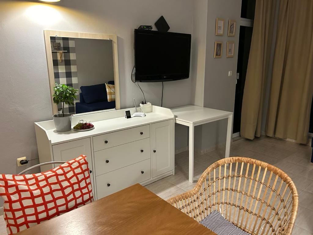 Pollo Resort, Summer Wind Apartaments ซันนีบีช ภายนอก รูปภาพ